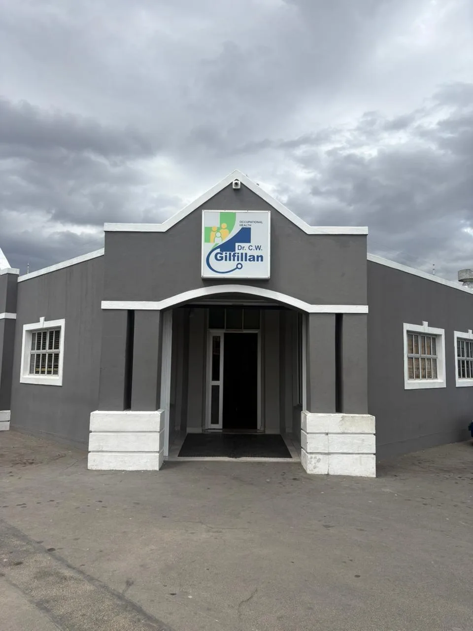 Dr Werner Gilfillan Practice Entrance in Worcester